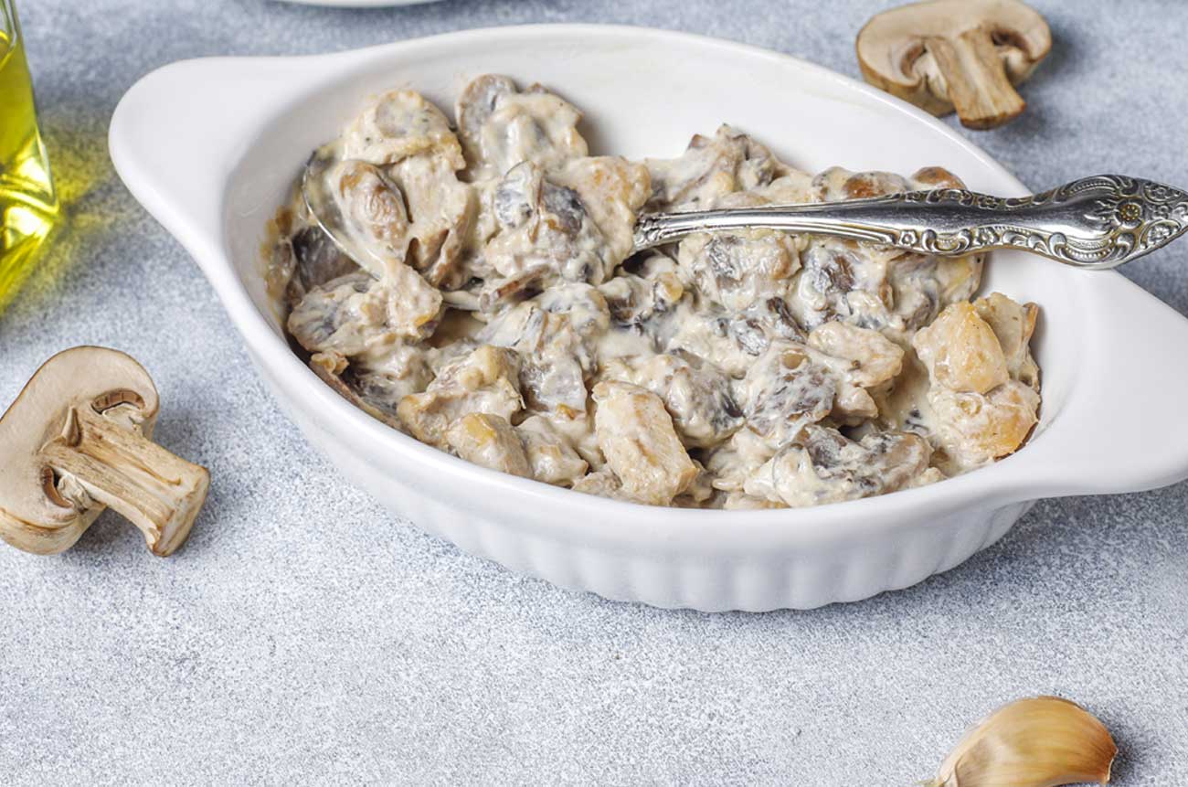Pollo alla crema di funghi
